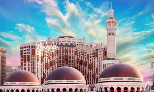 MAKKAH HOTEL (ESKİ HİLTON)